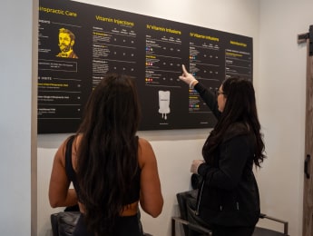 SnapCrack Brickell Studio